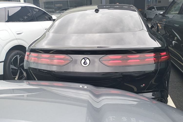Used Denza Z9 2024 1100 km Four-Wheel Drive Max Version Rear