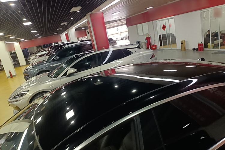 Used Denza Z9 2024 1100 km Four-Wheel Drive Max Version Roof