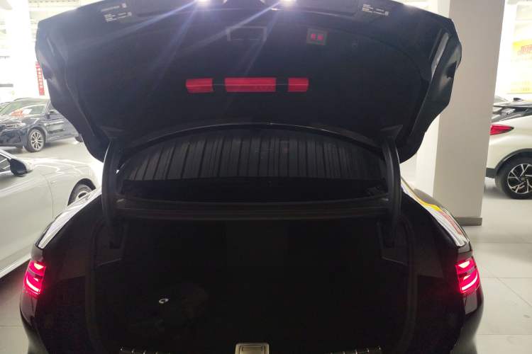 Used Denza Z9 2024 1100 km All-Wheel-Drive Ultra Version Trunk