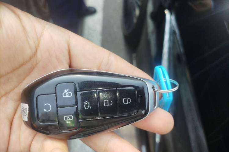 Used Denza Z9 2024 1100 km All-Wheel-Drive Ultra Version Vehicle Key