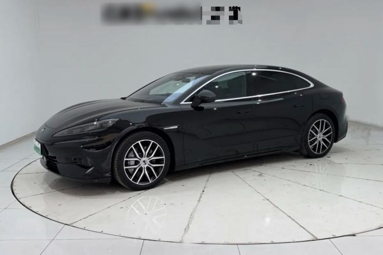 Used Denza Z9 2024 1100 km Four-Wheel Drive Max Version Guazi used car, China used car export, Used car for sale, Used Denza cars, Cheapest cars for sale