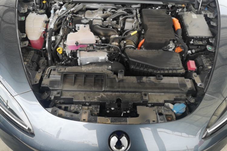 Used Denza Z9 2024 1100 km Four-Wheel Drive Max Version Engine Bay