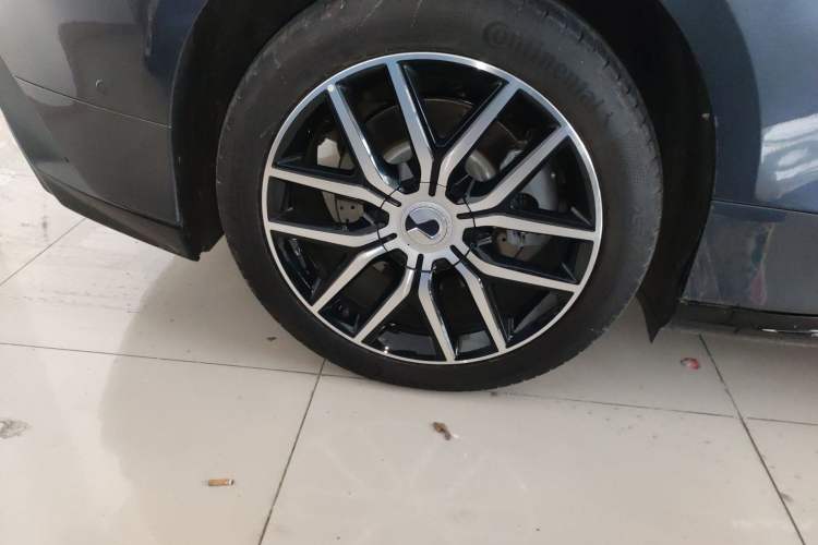 Used Denza Z9 2024 1100 km Four-Wheel Drive Max Version Exterior 5