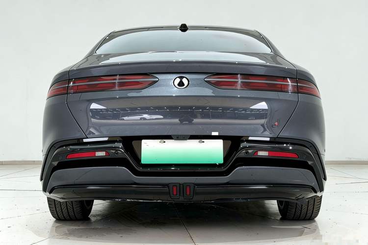 Used Denza Z9 2024 1100 km All-Wheel-Drive Ultra Version Exterior 6