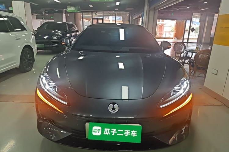Used Denza Z9 2024 1100 km Four-Wheel Drive Max Version Front