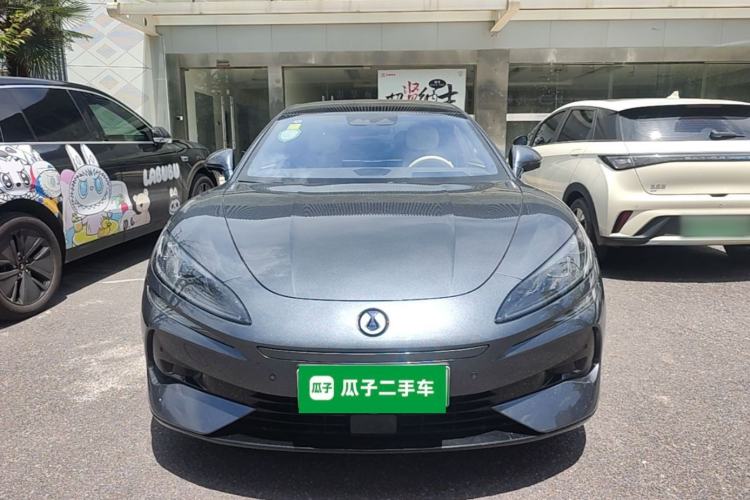 Used Denza Z9 2024 1100 km Four-Wheel Drive Max Version Front