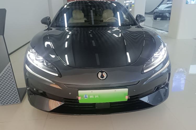 Used Denza Z9 2024 1100 km Four-Wheel Drive Max Version Front