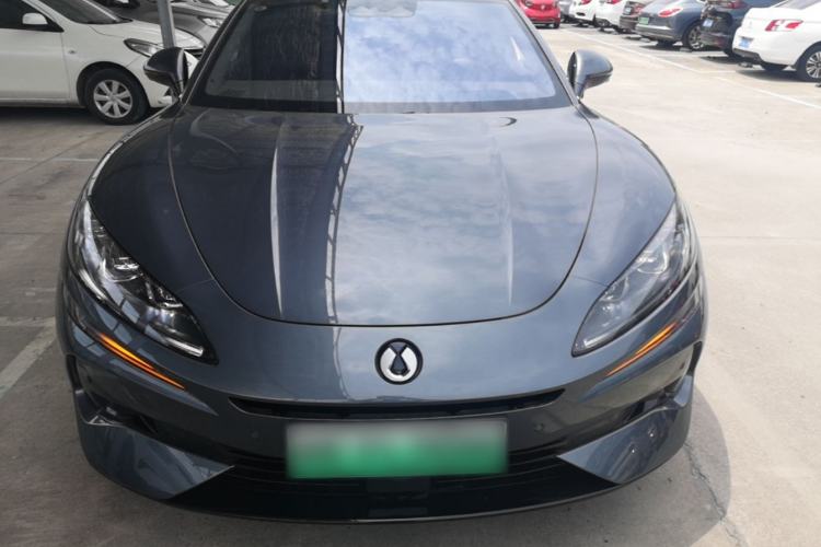 Used Denza Z9 2024 1100 km Four-Wheel Drive Max Version Front