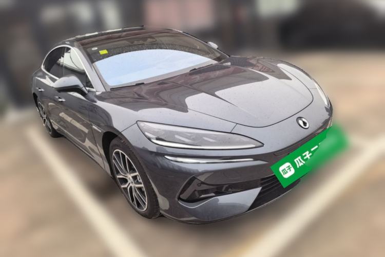 Used Denza Z9 2024 1100 km Four-Wheel Drive Max Version Front Right 45 Deg