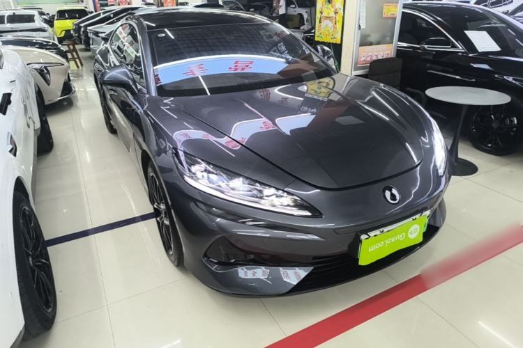 Used Denza Z9 2024 1100 km Four-Wheel Drive Max Version Front Right 45 Deg