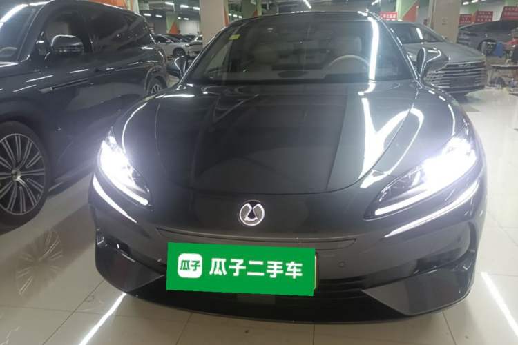 Used Denza Z9 2024 1100 km Four-Wheel Drive Max Version Front