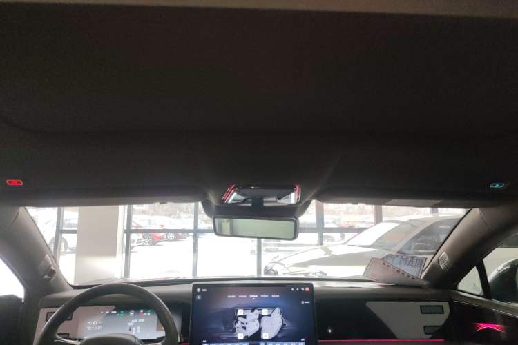 Used Denza Z9 2024 1100 km Four-Wheel Drive Max Version Headliner