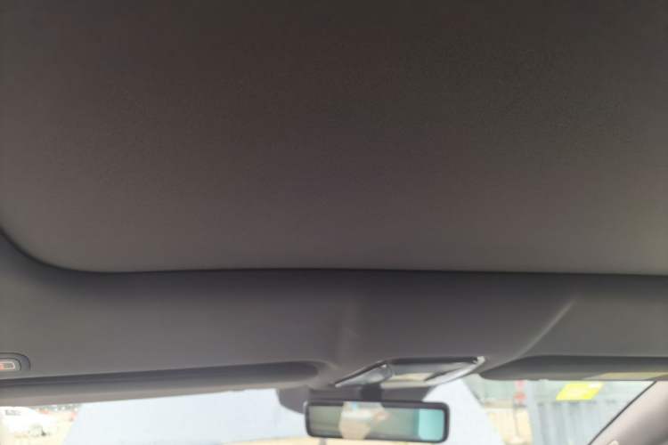 Used Denza Z9 2024 1100 km Four-Wheel Drive Max Version Headliner