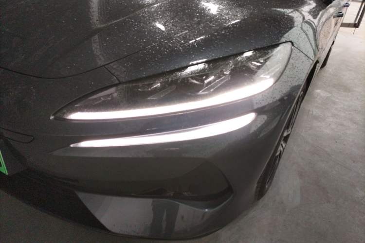 Used Denza Z9 2024 1100 km Four-Wheel Drive Max Version Left Front Headlight