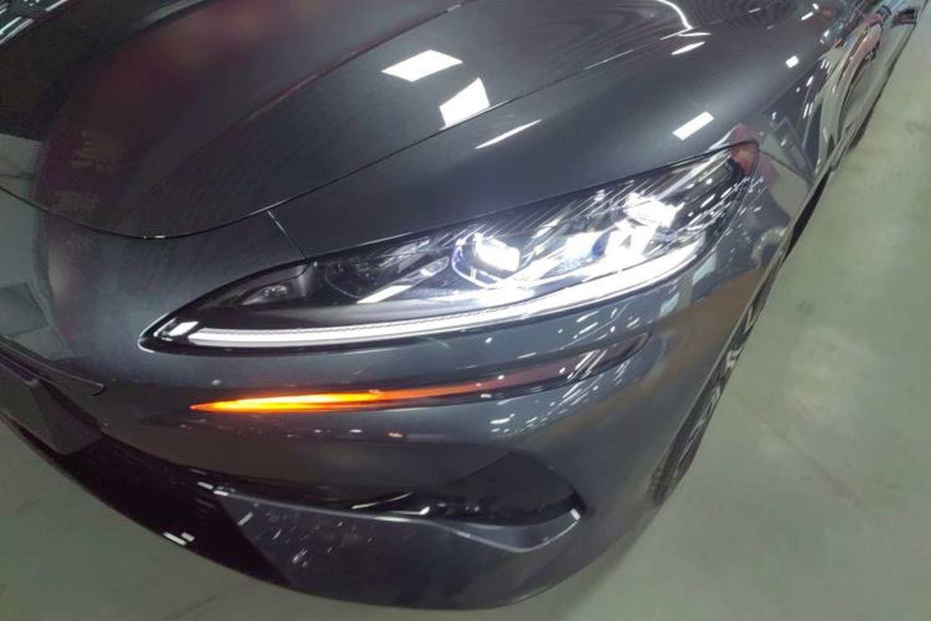 Used Denza Z9 2024 1100 km Four-Wheel Drive Max Version Left Front Headlight