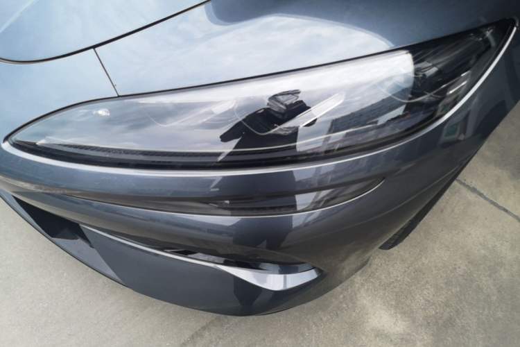 Used Denza Z9 2024 1100 km Four-Wheel Drive Max Version Left Front Headlight