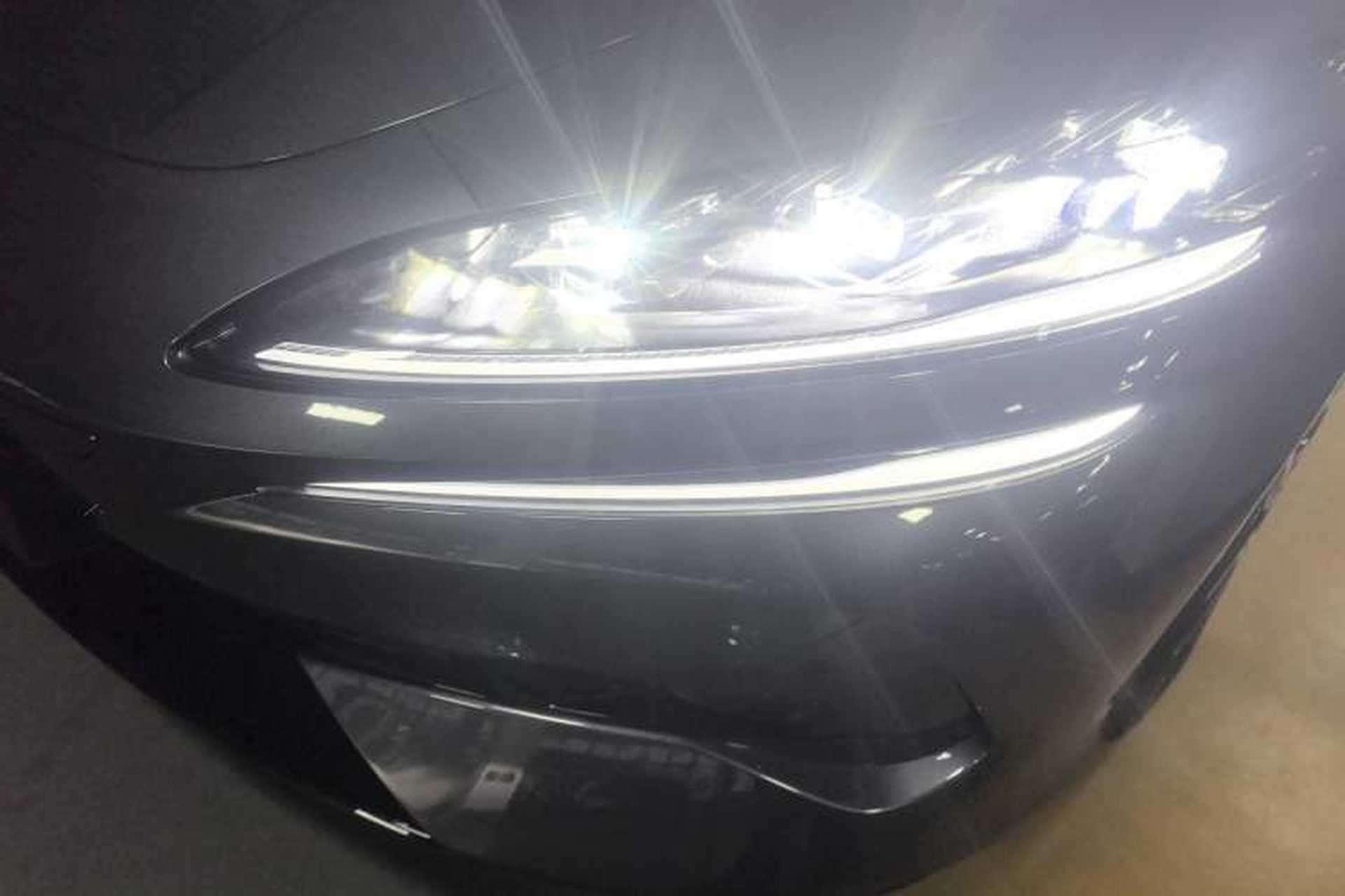 Used Denza Z9 2024 1100 km Four-Wheel Drive Max Version Left Front Headlight