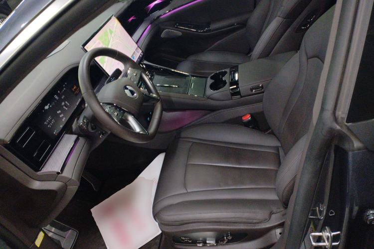 Used Denza Z9 2024 1100 km Four-Wheel Drive Max Version Left Front Seat