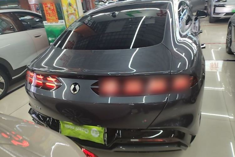 Used Denza Z9 2024 1100 km All-Wheel-Drive Ultra Version Rear