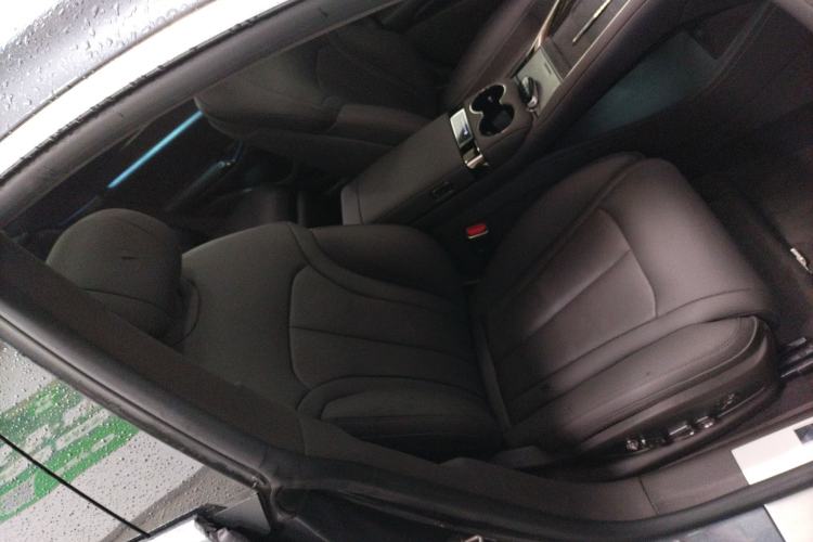 Used Denza Z9 2024 1100 km Four-Wheel Drive Max Version Right Front Seat