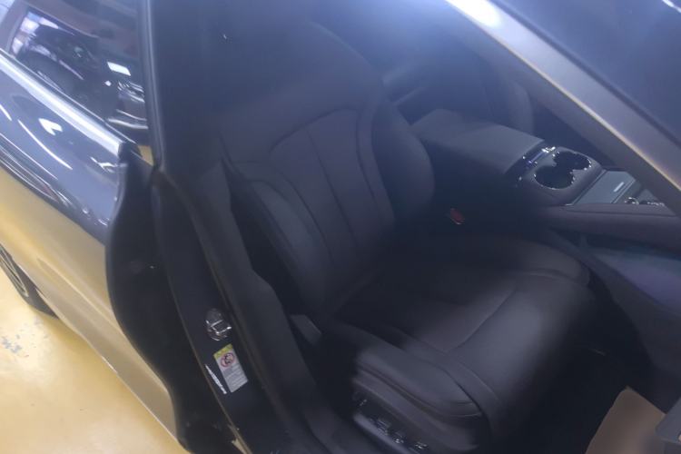 Used Denza Z9 2024 1100 km Four-Wheel Drive Max Version Right Front Seat