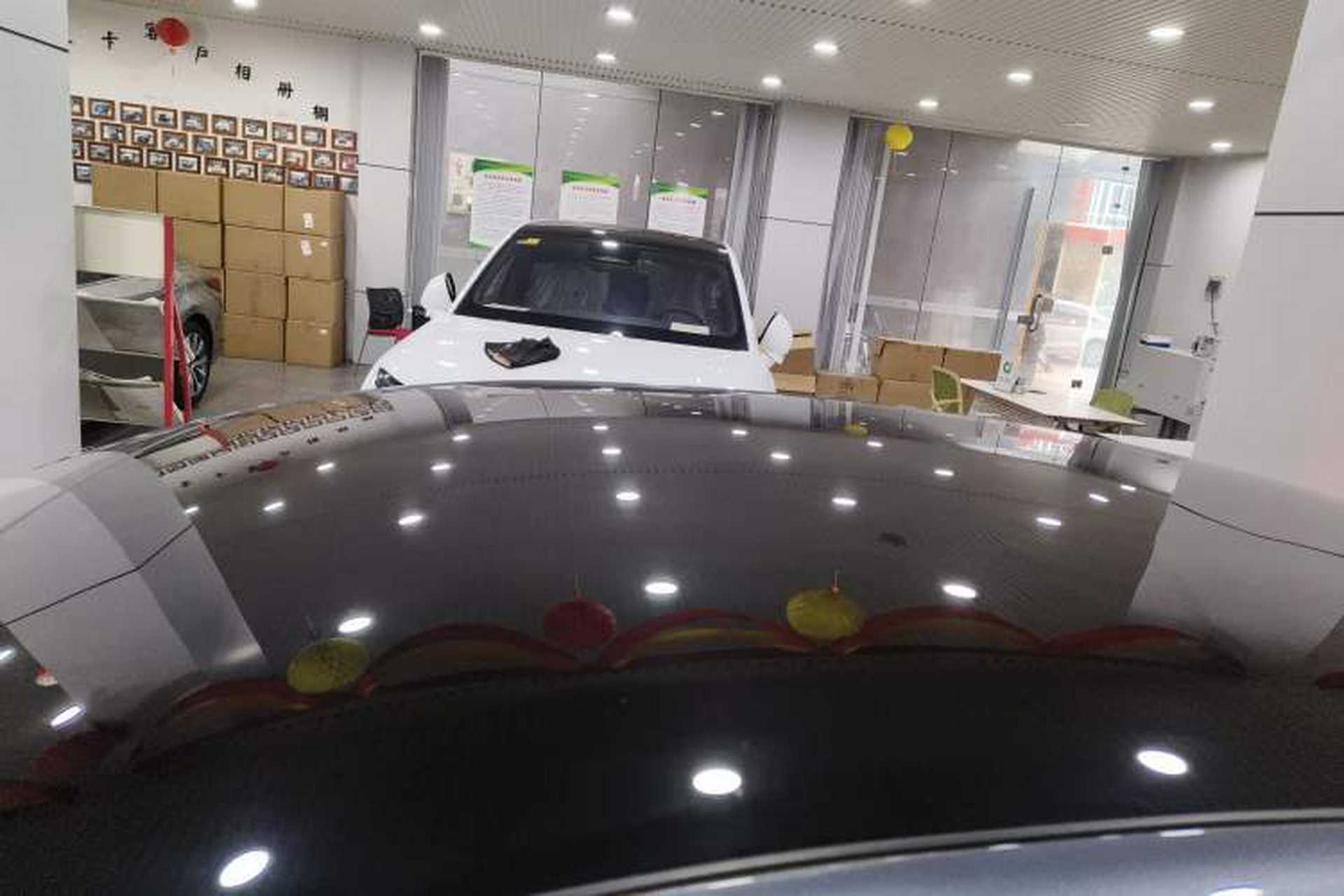 Used Denza Z9 2024 1100 km Four-Wheel Drive Max Version Roof