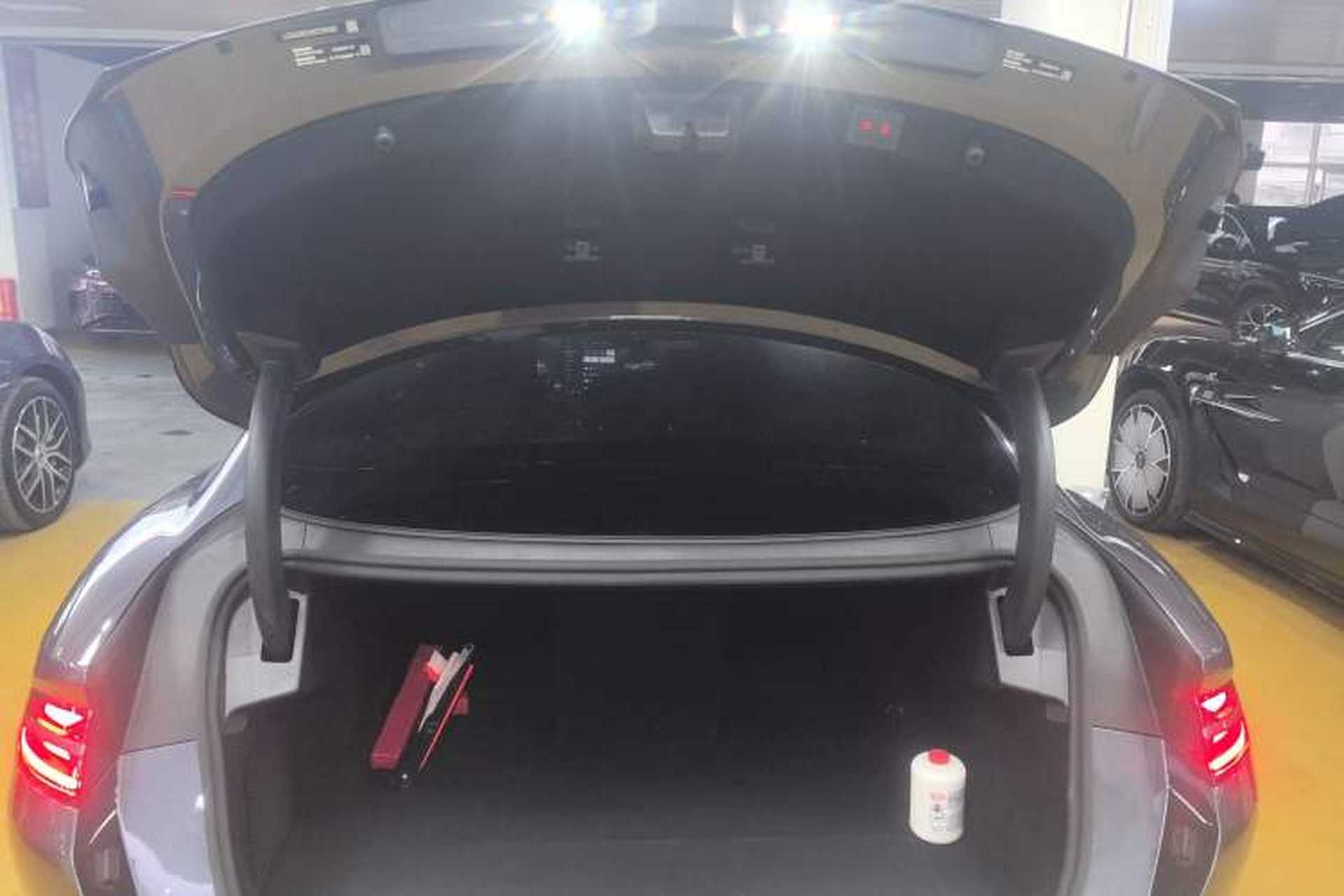 Used Denza Z9 2024 1100 km All-Wheel-Drive Ultra Version Trunk