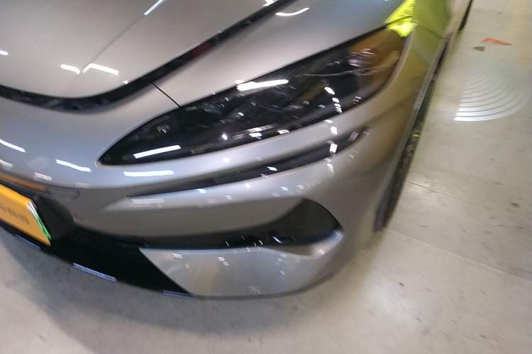 Used Denza Z9 2024 1100 km Four-Wheel Drive Max Version Left Front Headlight
