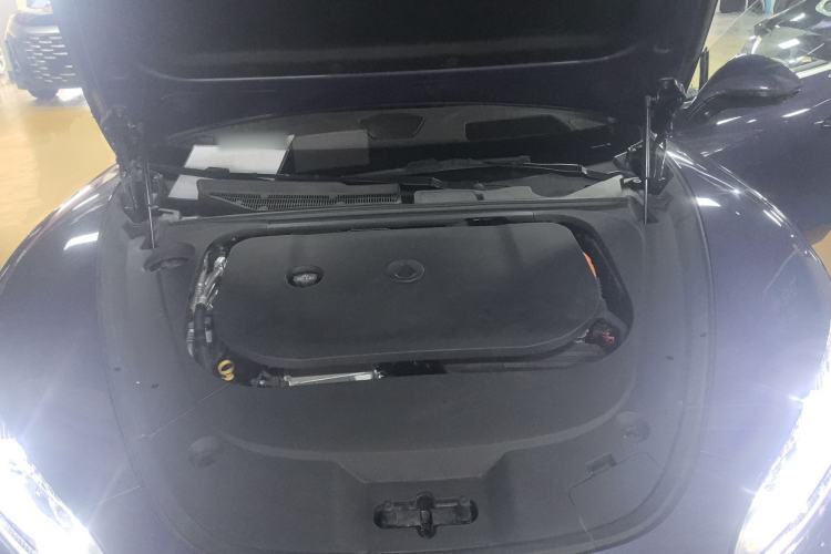 Used Denza Z9 2024 1100 km Four-Wheel Drive Max Version Engine Bay