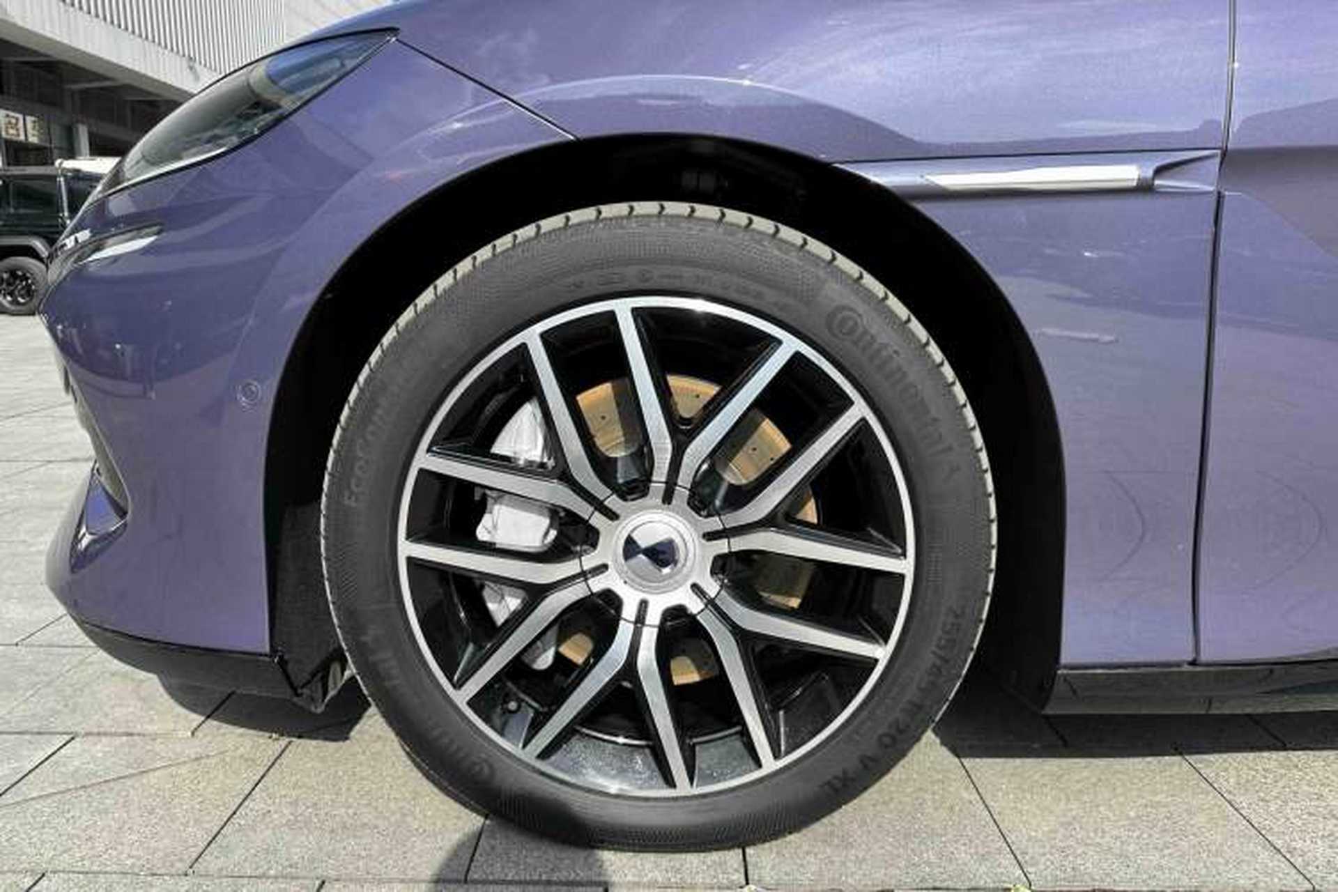Used Denza Z9 2024 1100 km Four-Wheel Drive Max Version Exterior 10