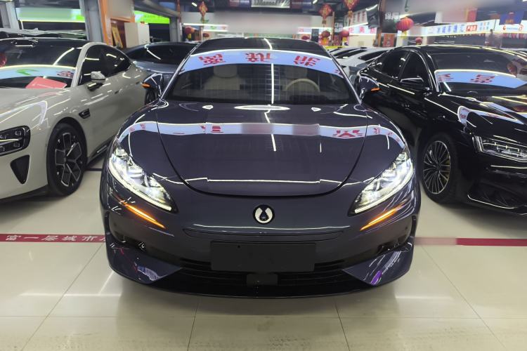 Used Denza Z9 2024 1100 km Four-Wheel Drive Max Version Front
