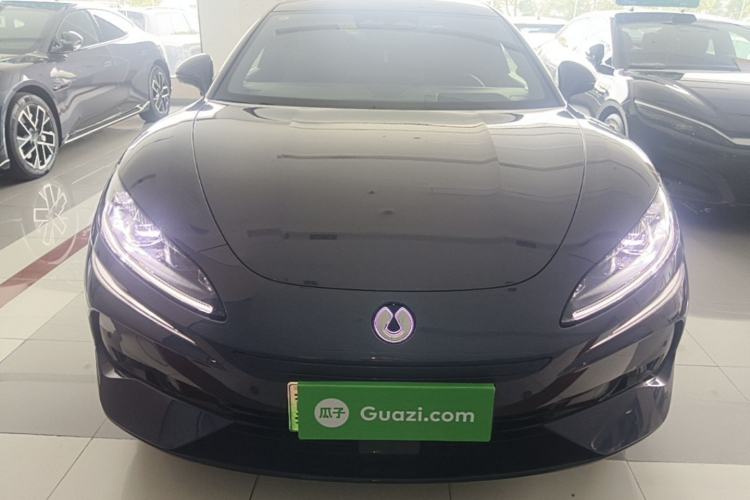 Used Denza Z9 2024 1100 km All-Wheel-Drive Ultra Version Front