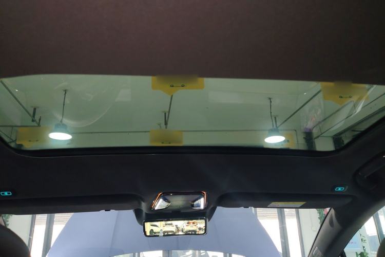Used Denza Z9 2024 1100 km All-Wheel-Drive Ultra Version Headliner