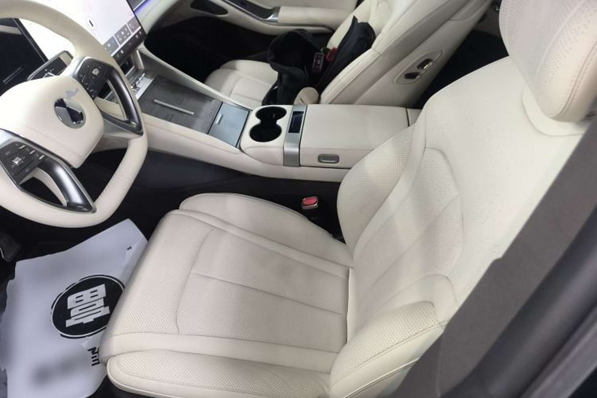 Used Denza Z9 2024 1100 km Four-Wheel Drive Max Version Left Front Seat