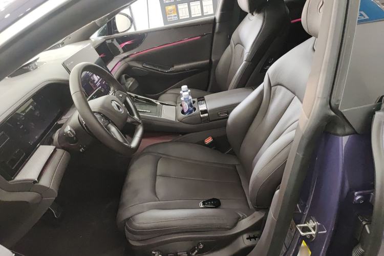 Used Denza Z9 2024 1100 km Four-Wheel Drive Max Version Left Front Seat