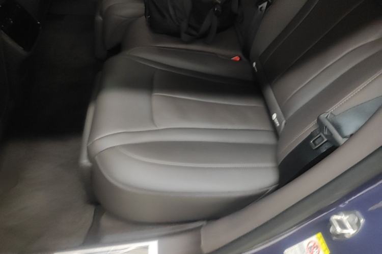 Used Denza Z9 2024 1100 km Four-Wheel Drive Max Version Left Rear Seat