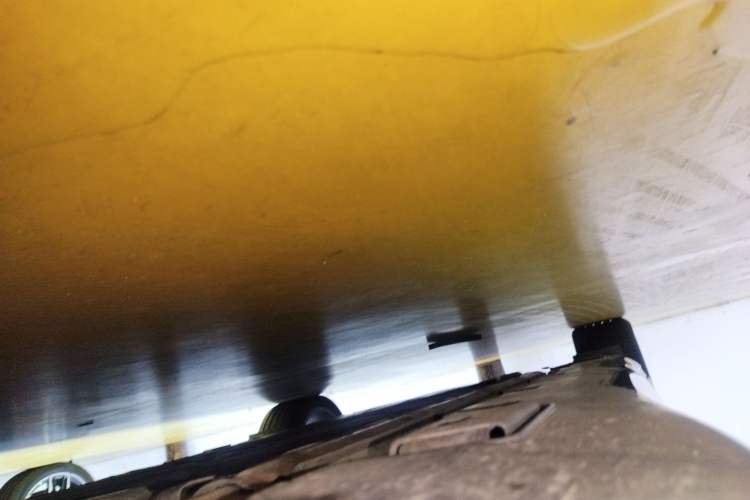 Used Denza Z9 2024 1100 km Four-Wheel Drive Max Version Right Side Sill