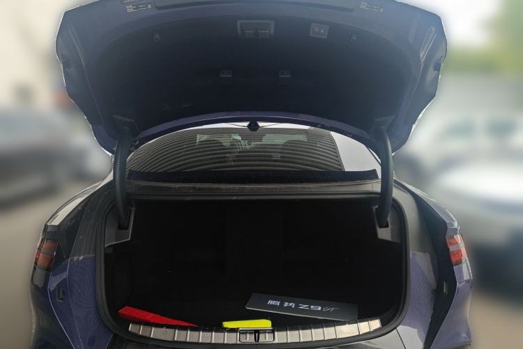 Used Denza Z9 2024 1100 km All-Wheel-Drive Ultra Version Trunk