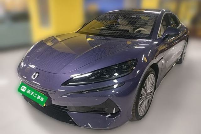 Denza Z9 2024 1100 km All-Wheel-Drive Ultra Version مستعملة