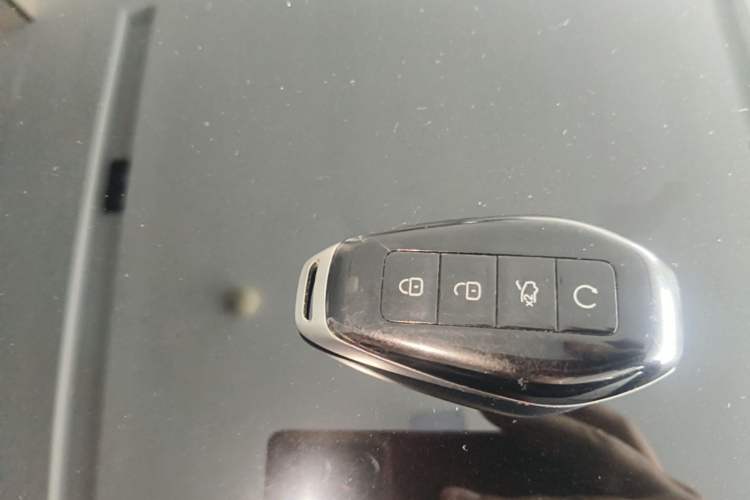 Used Denza Z9 2024 1100 km All-Wheel-Drive Ultra Version Vehicle Key