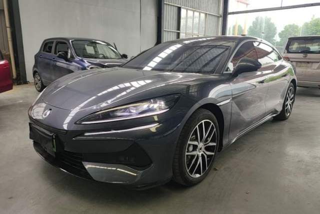 Used Denza Z9 2024 1100 km Four-Wheel Drive Max Version