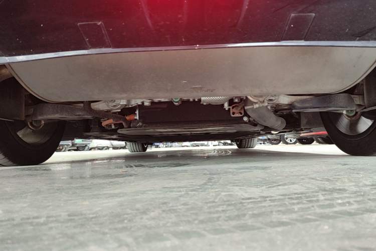 Used Denza Z9 2024 1100 km Four-Wheel Drive Max Version Chassis Rear