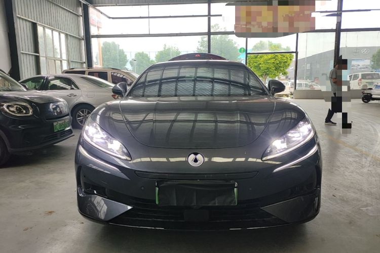 Used Denza Z9 2024 1100 km Four-Wheel Drive Max Version Front