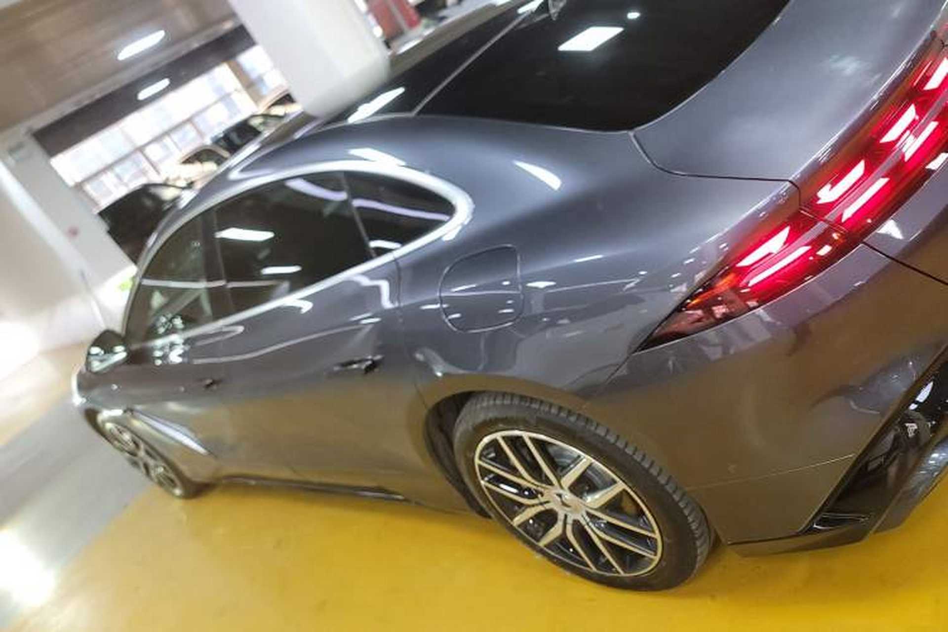 Used Denza Z9 2024 1100 km Four-Wheel Drive Max Version Left Side