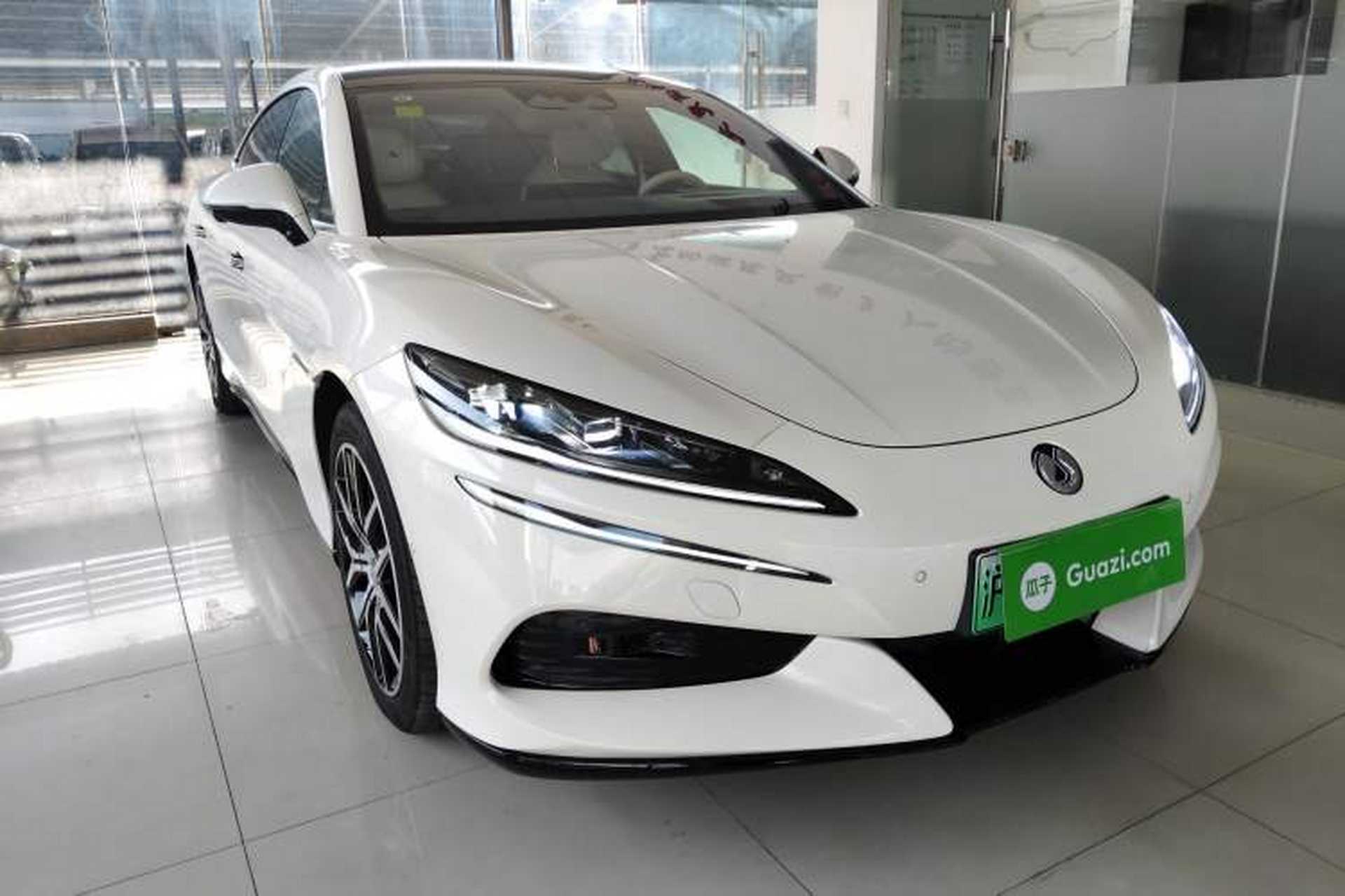 Used Denza Z9 2024 630 km All-Wheel Drive Max Version Exterior 2