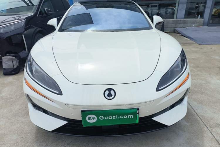 Used Denza Z9 2024 1100 km Four-Wheel Drive Max Version Front