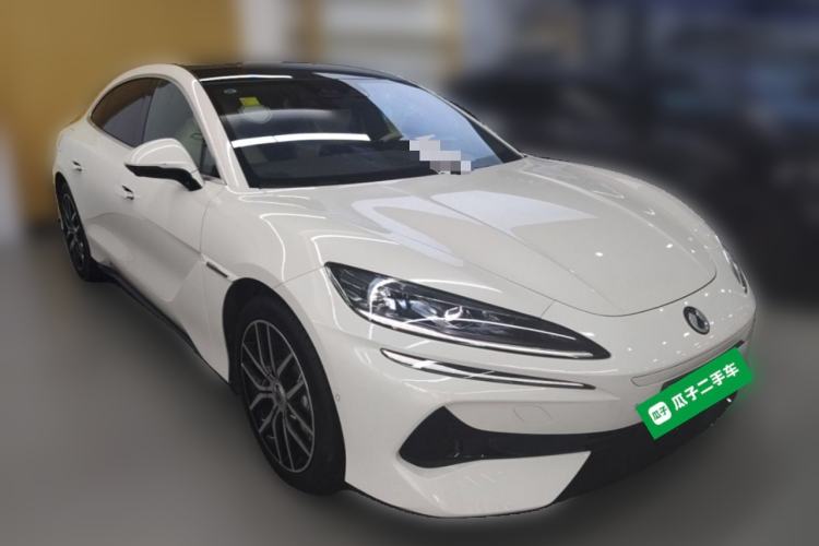 Used Denza Z9 2024 1100 km Four-Wheel Drive Max Version Front Right 45 Deg