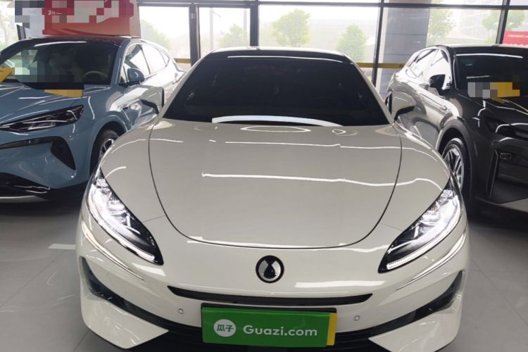 Used Denza Z9 2024 1100 km All-Wheel-Drive Ultra Version Front