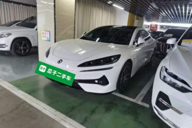 Used Denza Z9 2024 1100 km Four-Wheel Drive Max Version