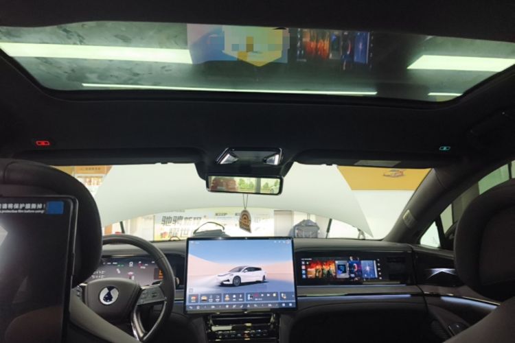 Used Denza Z9 2024 1100 km All-Wheel-Drive Ultra Version Headliner